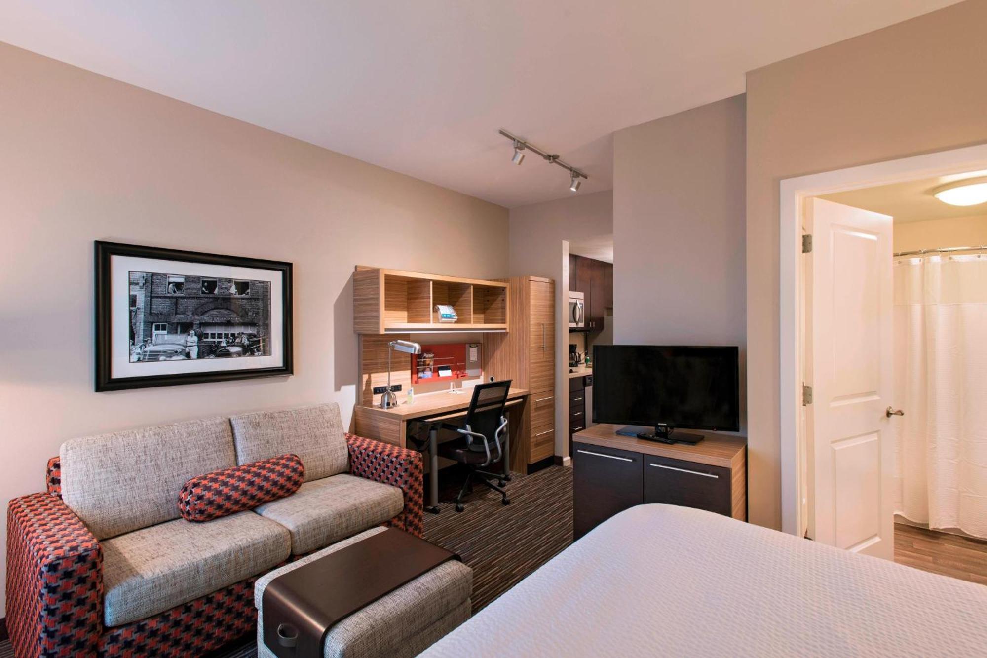 Towneplace Suites By Marriott Des Moines West/Jordan Creek West Des Moines Exterior photo