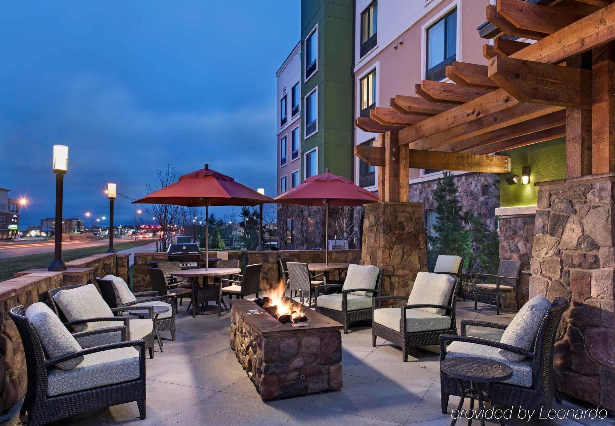 Towneplace Suites By Marriott Des Moines West/Jordan Creek West Des Moines Exterior photo